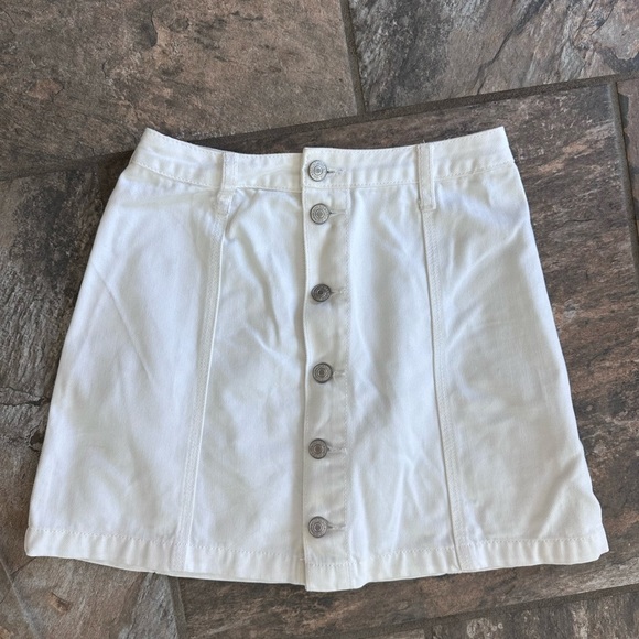 Abercrombie and Fitch White Button-Front Skirt 00 - Picture 1 of 3